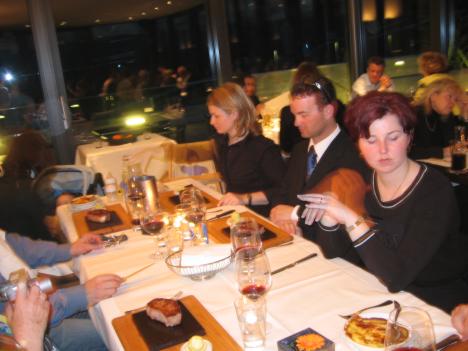 Geburtstag034.jpg   36kb   26.03.2021 22:20:46