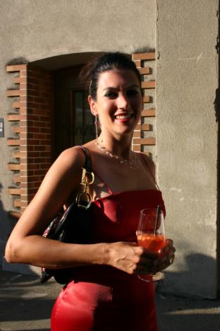 Hochzeit178.jpg   32kb   26.03.2021 22:22:07