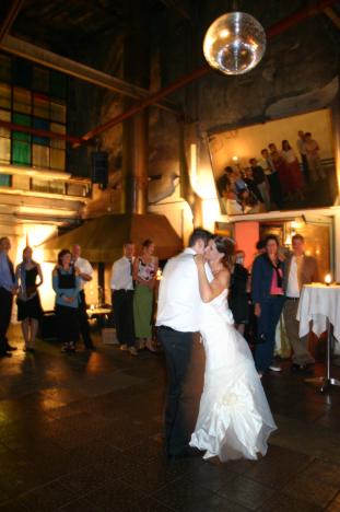 Hochzeit236.jpg   33kb   26.03.2021 22:22:14