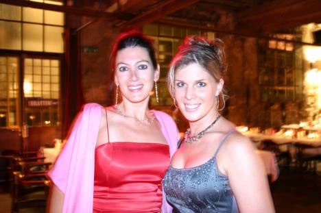 Hochzeit268.jpg   37kb   26.03.2021 22:22:17