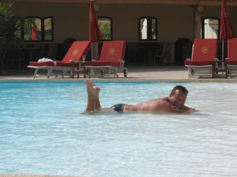 Camargue112.jpg   28kb   26.03.2021 22:22:43